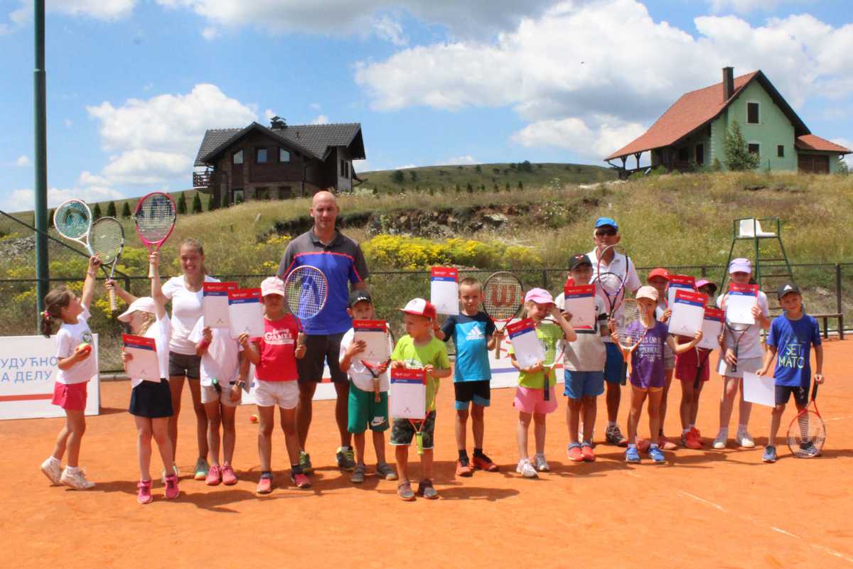 Održana NIS otvorena škola tenisa na Zlatiboru